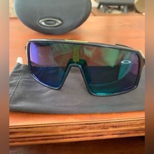 Oakley Sutro Black with Prizm Jade Lense